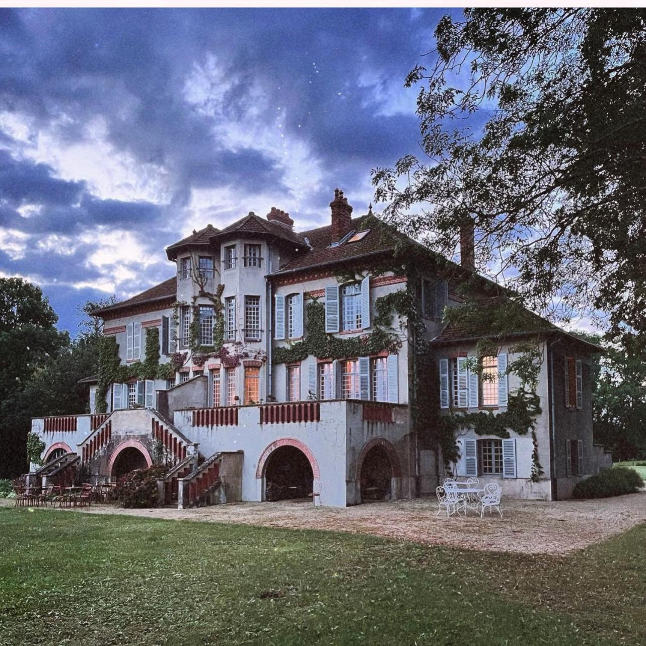 Le Relais Du Doubs En Bourgogne Bed & Breakfast Ciel ภายนอก รูปภาพ